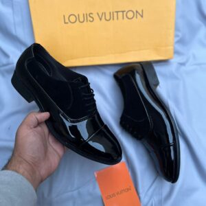 Louis Vuitton Men Dress Shoes Red Bottoms