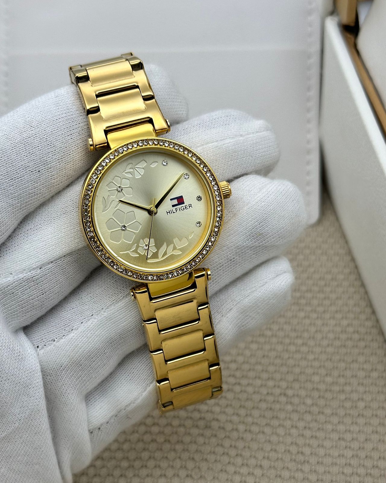 Ladies watch best sale sale online