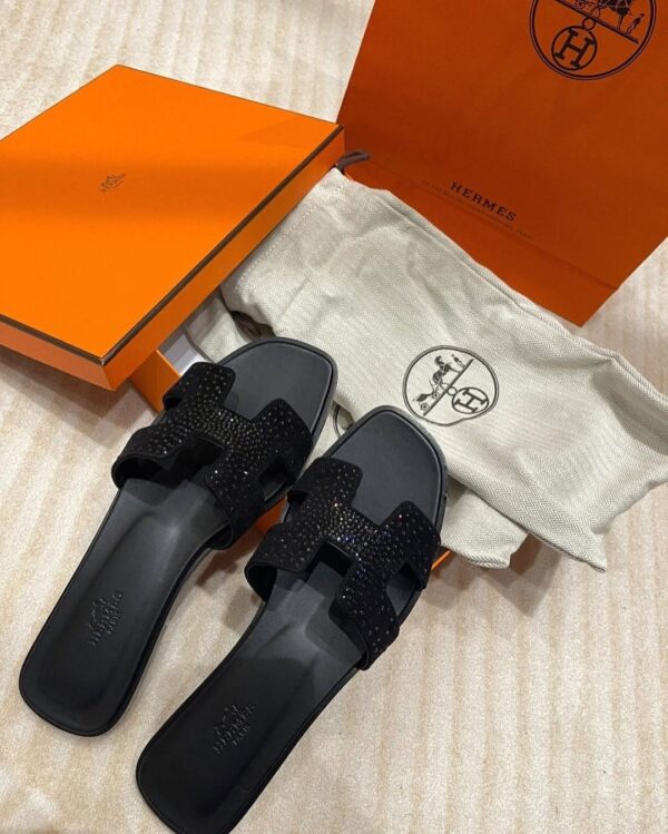 Hermes Fancy Slippers Black Stone for Girls  - Image 3