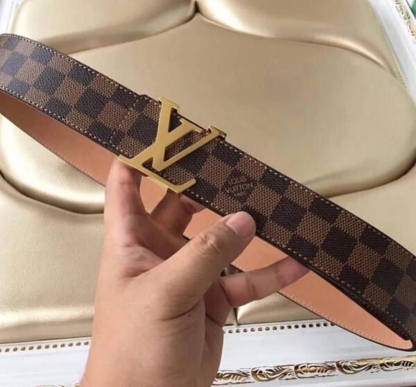 Louis Vuitton Formal First Copy Belt with a 40mm Leather Strap - Image 9