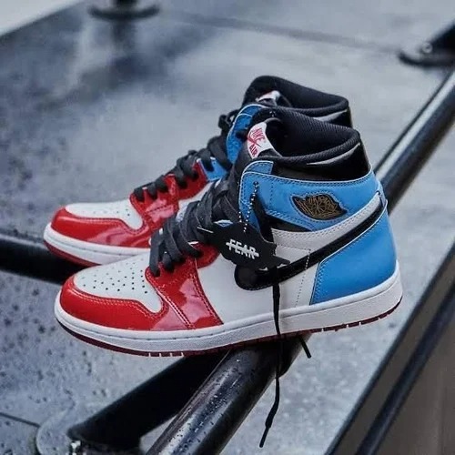 NIKE AIR JORDAN 1 FEARLESS FIRST COPY HIGH-QUALITY SNEAKERS - Image 2