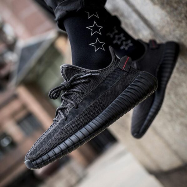 ADIDAS FIRST COPY YEEZY BOOST 350 "V2 BLACK“ SHOES - Image 4