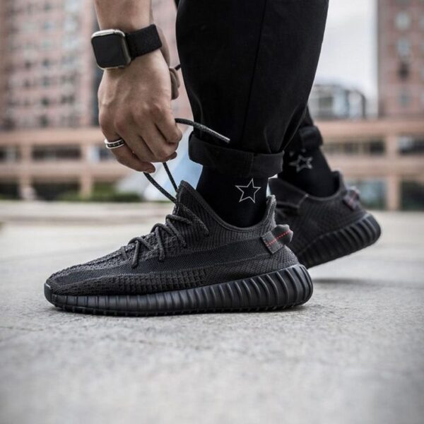 ADIDAS FIRST COPY YEEZY BOOST 350 "V2 BLACK“ SHOES - Image 2