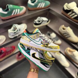 FIRST COPY NIKE SB DUNK WHAT THE DUCK