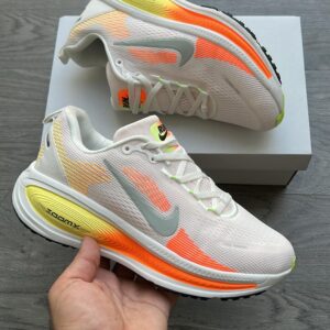 FIRST COPY Nike zoom vomero 18