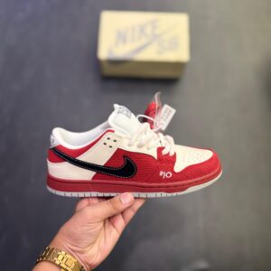 FIRST COPY NIKE SB DUNK SKATEBOARD LOW ROLLER DERBY