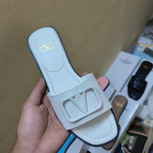 FIRST COPY Valentino Slides For Women