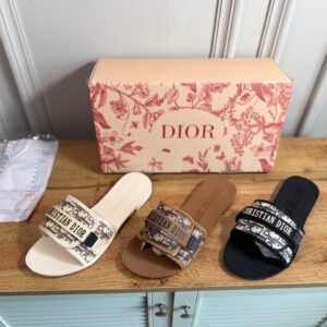 FIRST COPY Christian Dior Flats For Woman