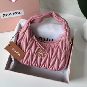 FIRST COPY MIU MIU WANDER MATLASSE HOBO BAG