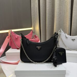 FIRST COPY PRADA RE-EDITION POCHETTE CROSSBODY BAG
