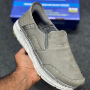 FIRST COPY Skechers max cushion slip in for men