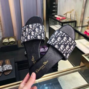FIRST COPY CHRISTIAN DIOR SANDALS FOR WOMAN