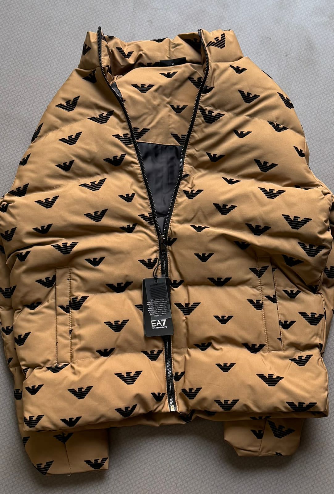 FIRST COPY ARMANI IMPORTED NYLON FABRIC PUFFERS JACKETS - Image 4