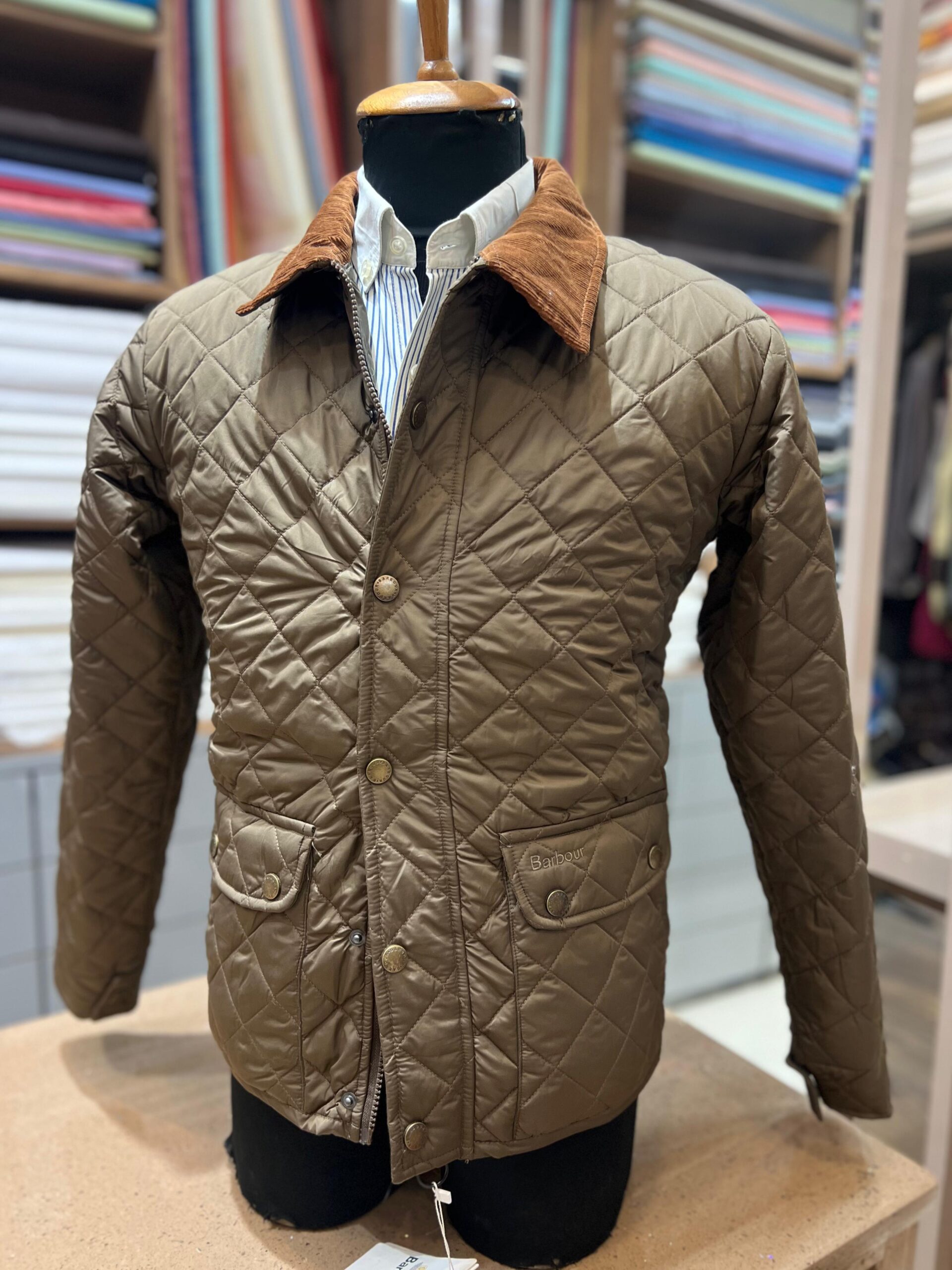 FIRST COPY BARBOUR FORMAL JACKET - Image 8