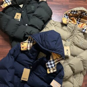 FIRST COPY BURBERRY IMPORTED PUFFERS JACKETS