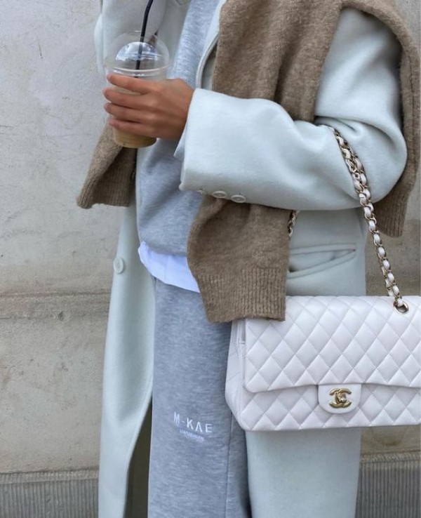 FIRST COPY CHANEL PARIS LAMBSKIN SHOULDER BAG - Image 8