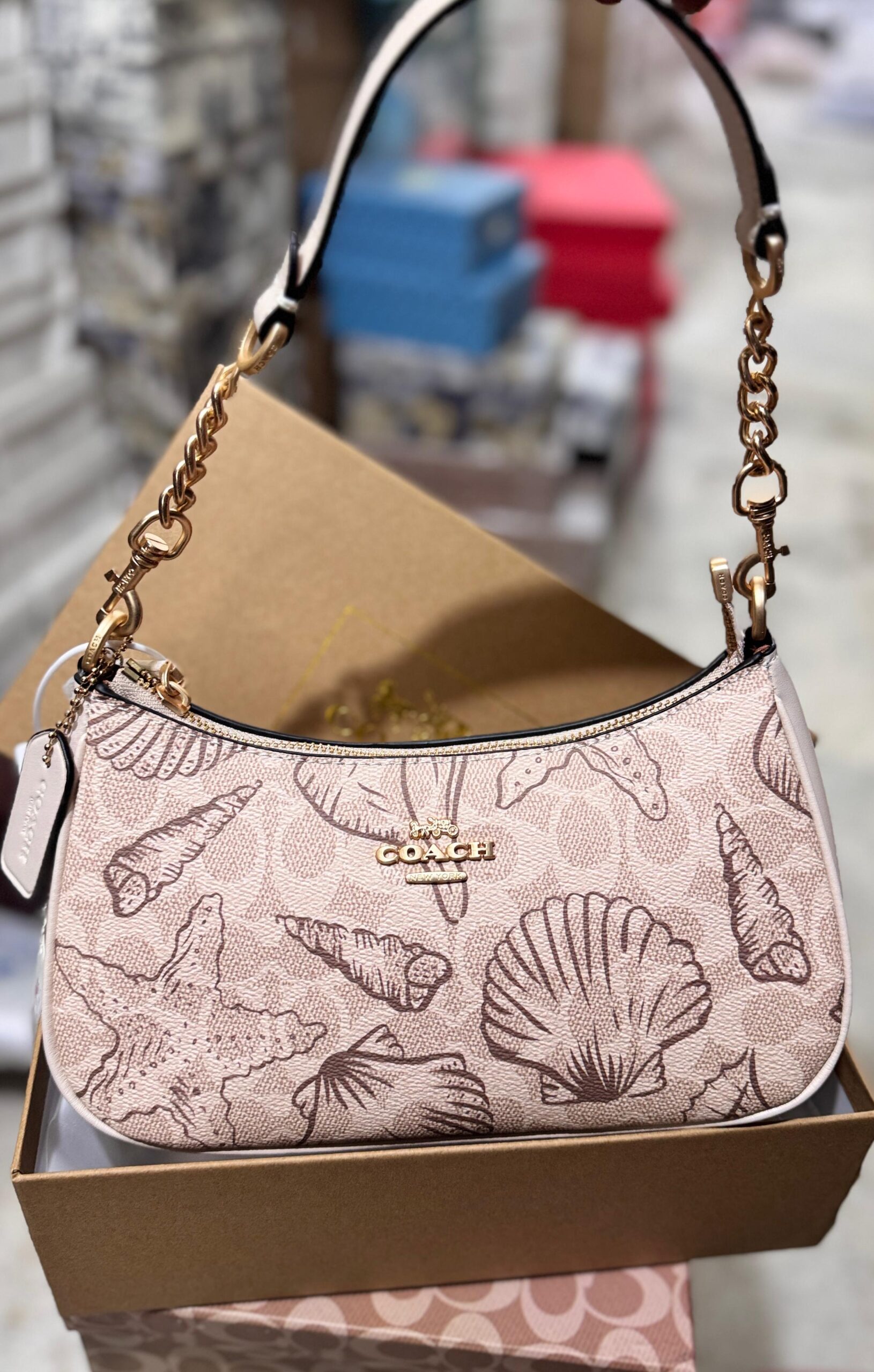 FIRST COPY COACH TERI SHOULDER SLING BAG - Image 2