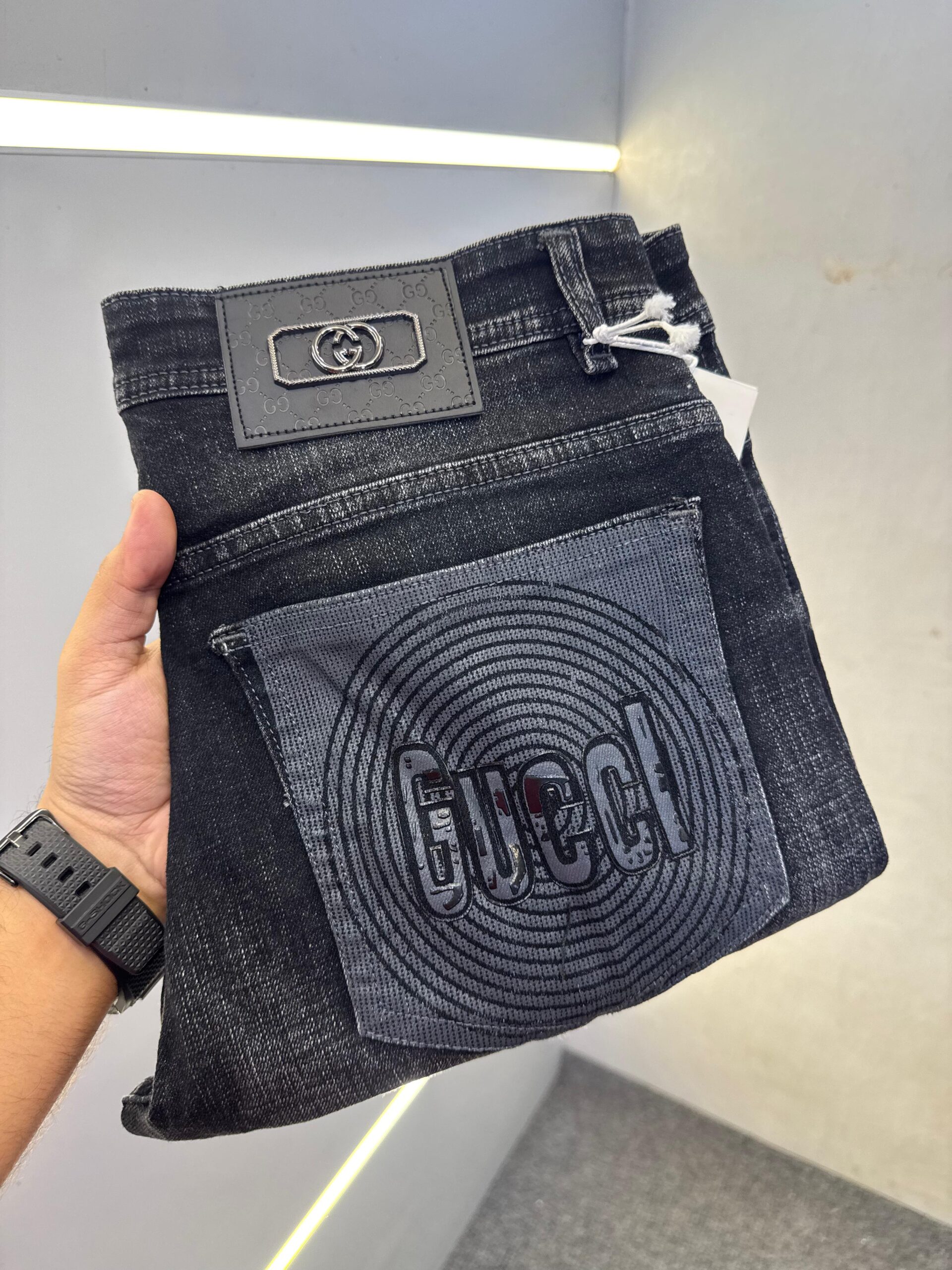 FIRST COPY GUCCI PREMIUM DENIM JEANS - Image 5