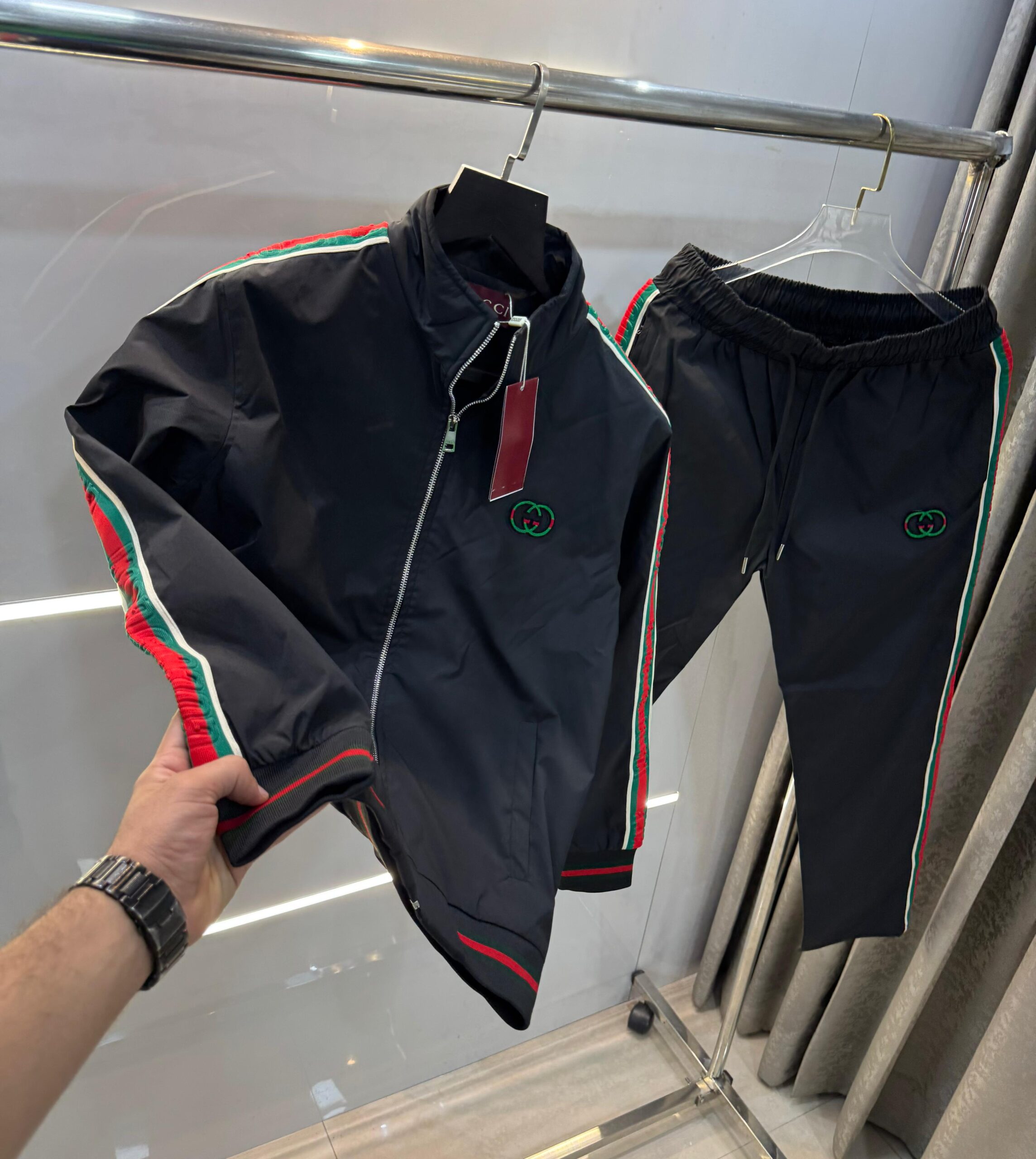FIRST COPY GUCCI PREMIUM TRACKSUITS - Image 6
