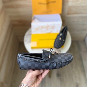 FIRST COPY LOUIS VUITTON MOCCASINS FOR MEN